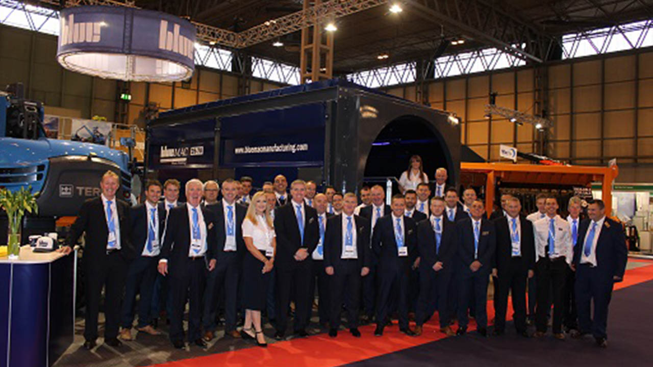 Blue Steals the Show at RWM